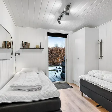Amazing In Vaeggerlose With Sauna